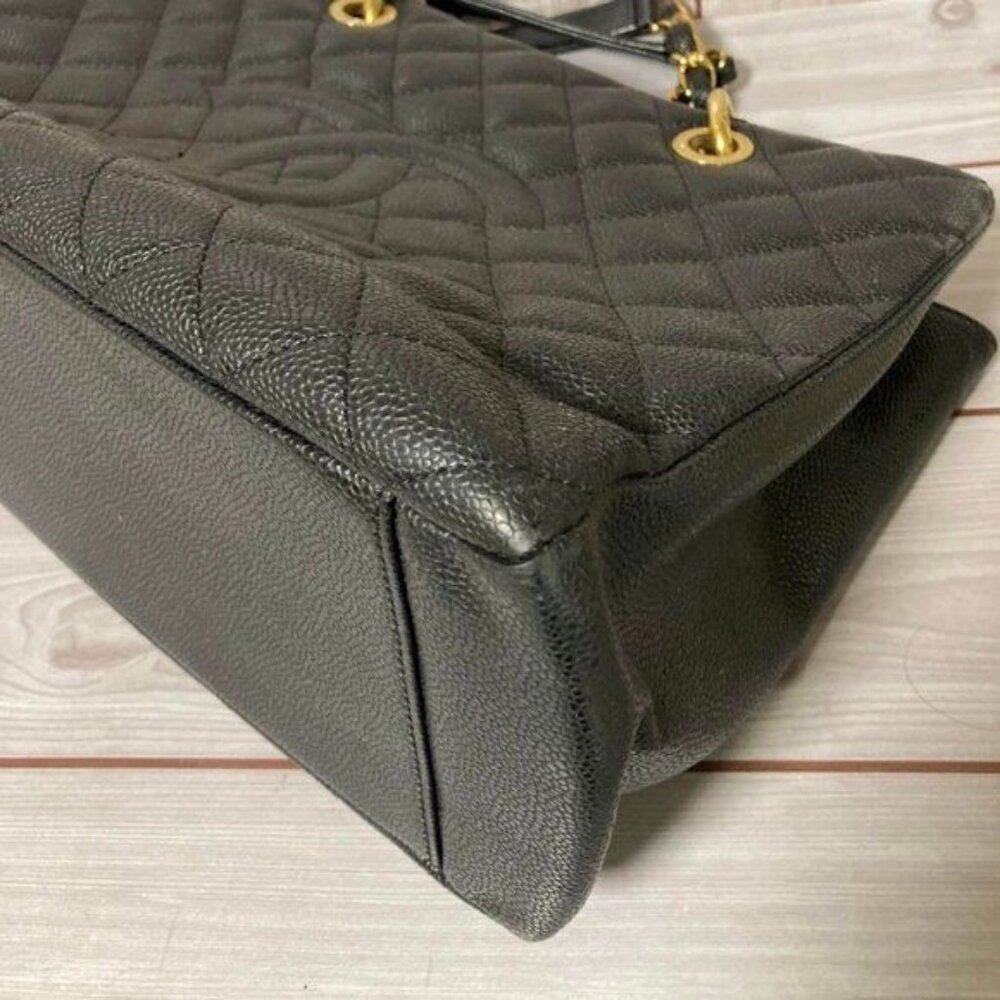 Authentic Chanel GST Caviar Grand Shopping Tote Quilted Shoulder Bag Black Chain - Picture 9 of 16